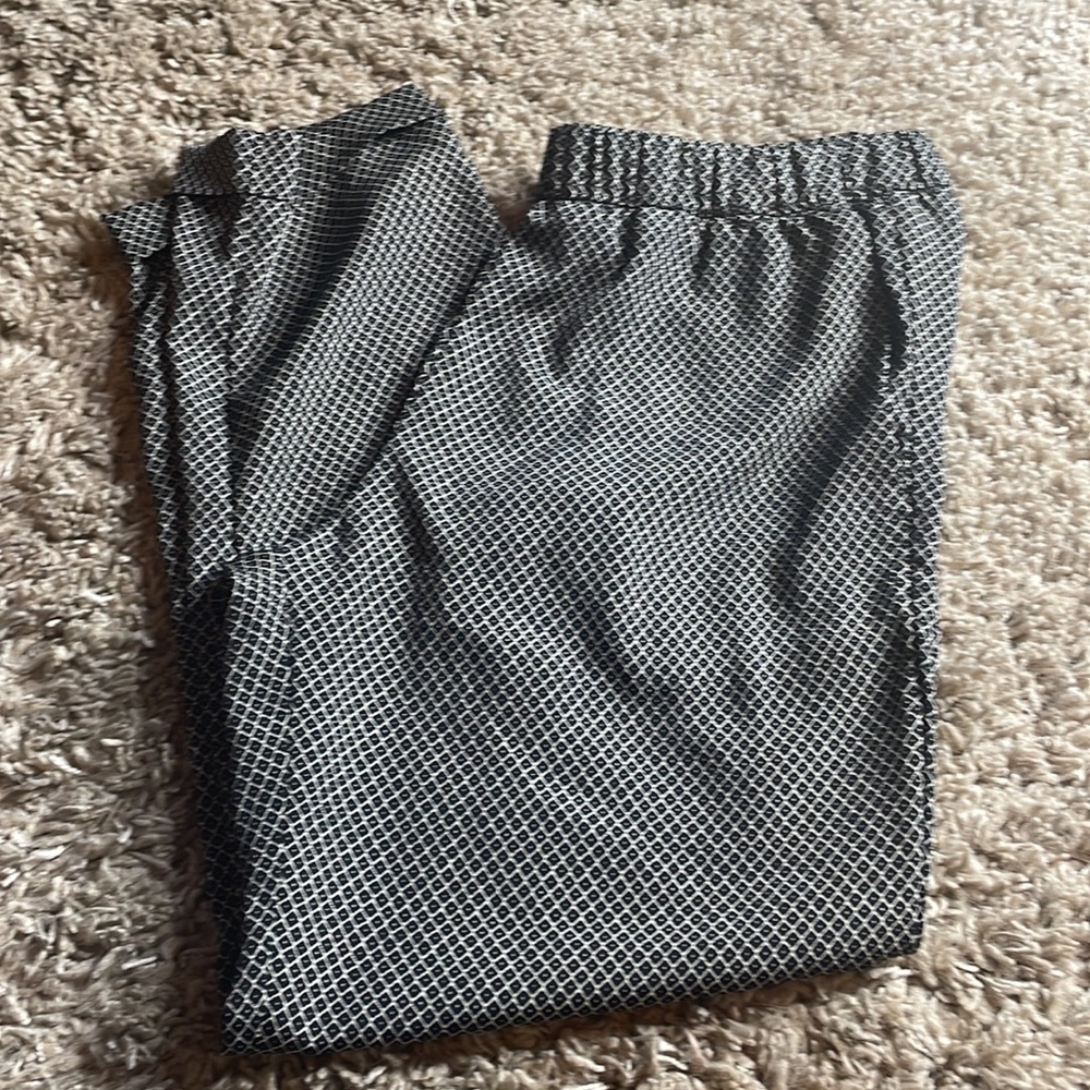 H&M Black White Diamond Print Pull On Ankle Pants Casual Chic